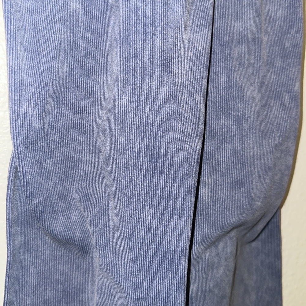 Xsmall Romper - Picture 2 of 7